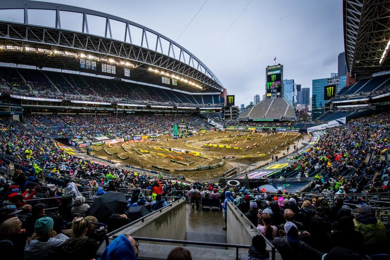 Illustration for article titled Why Now Is a Great Time to Get Into Supercross